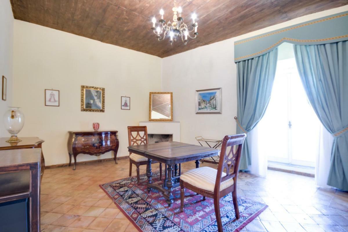 Castello Di Caccuri Suites Exterior foto